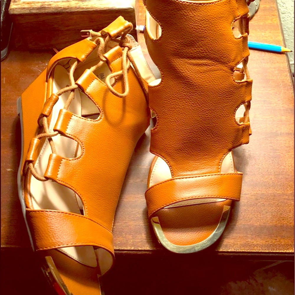 Shoes size 8